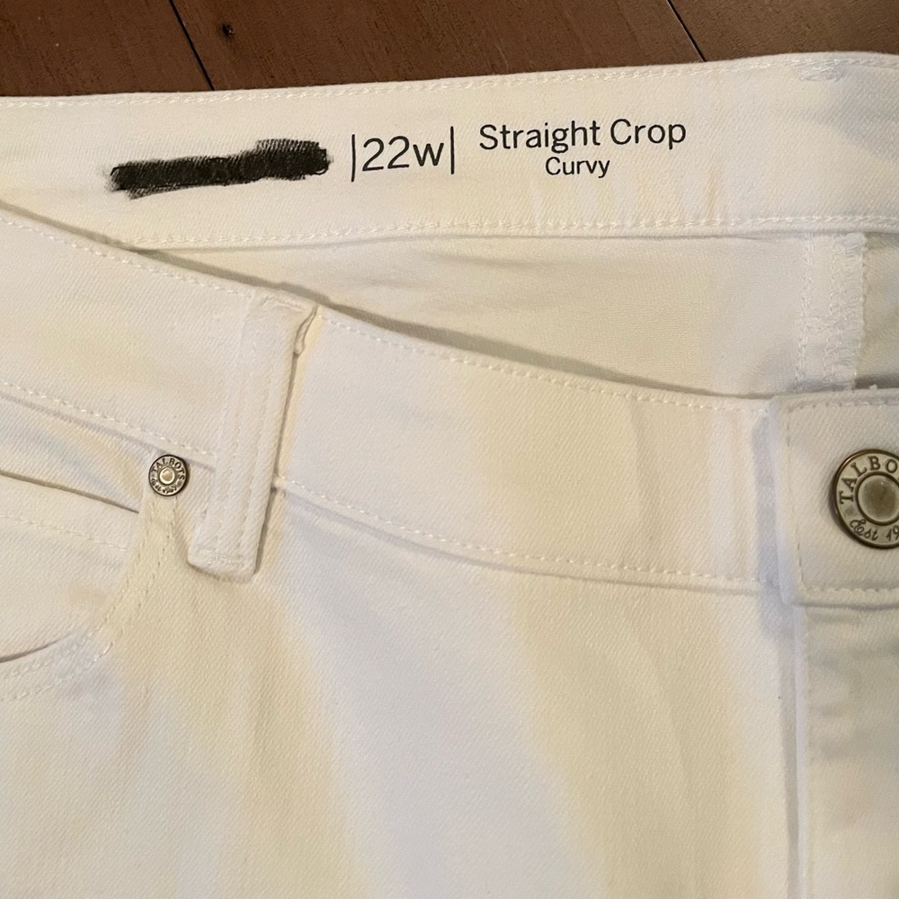 Women's White Talbots Straight Crop Curvy Jeans - Picture 2 of 8